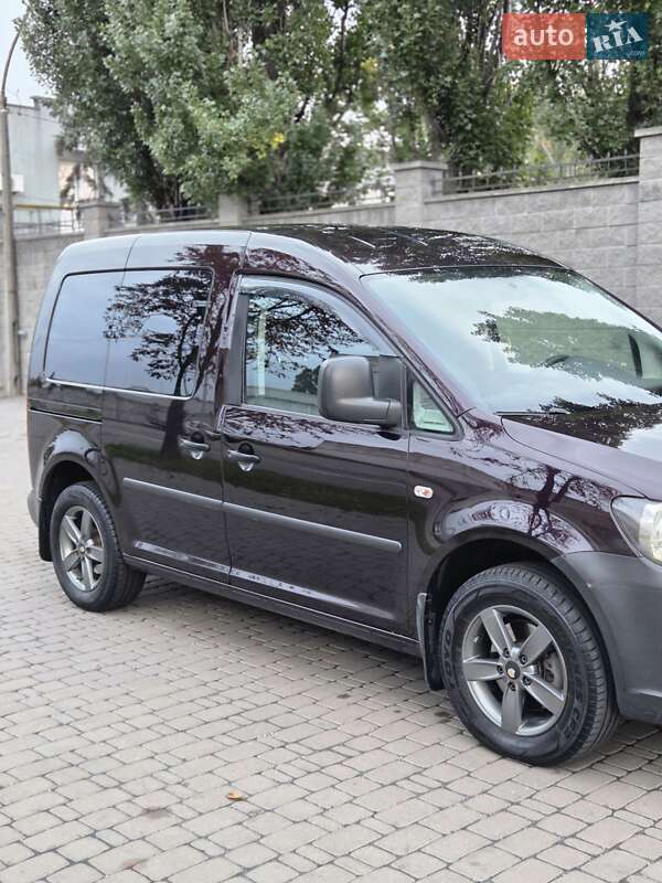 Volkswagen Caddy 2012