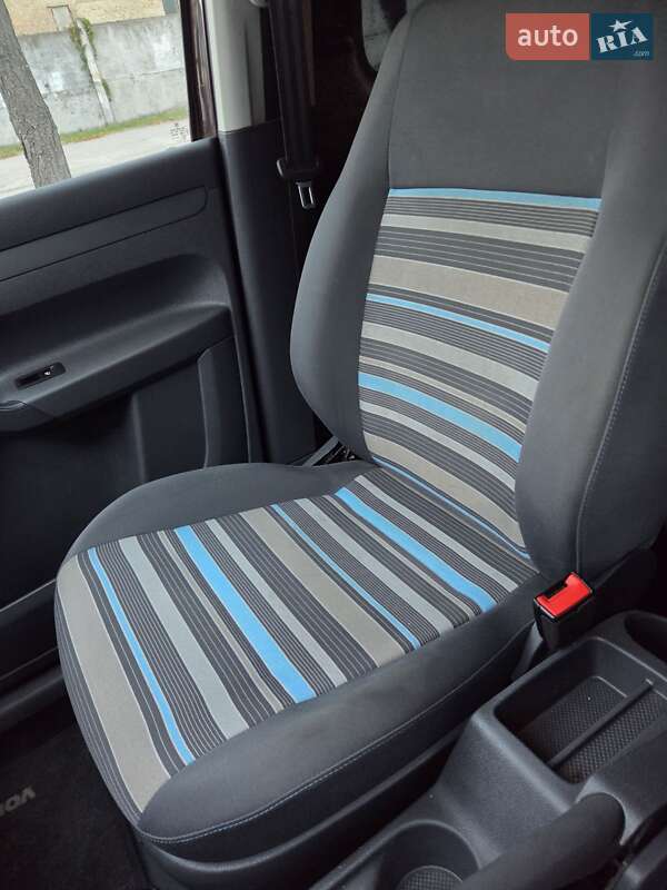 Volkswagen Caddy 2012