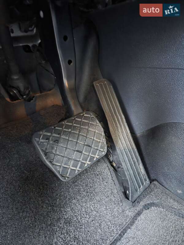 Volkswagen Caddy 2012