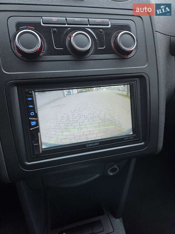 Volkswagen Caddy 2012