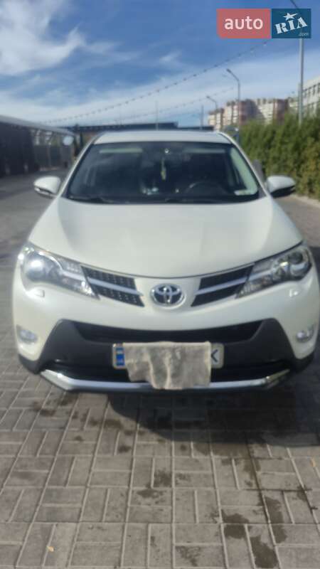 Toyota RAV4 2013