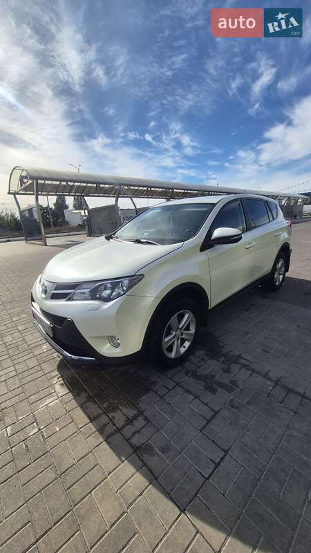 Toyota RAV4 2013