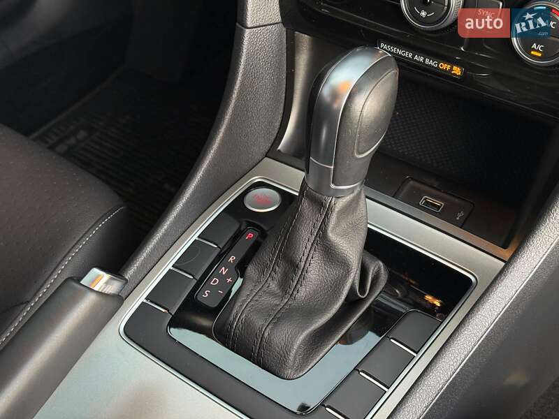 Volkswagen Passat 2019