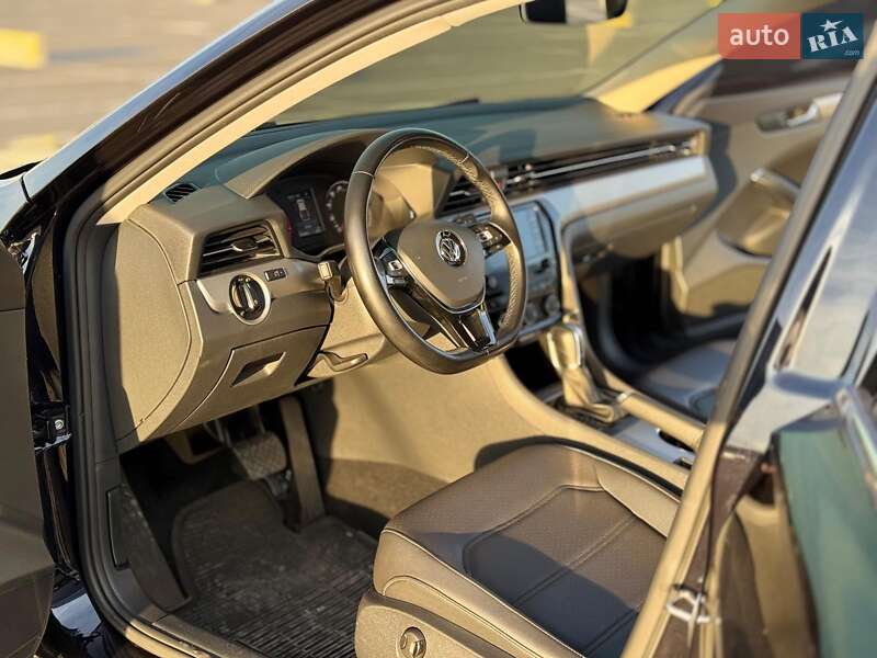 Volkswagen Passat 2019