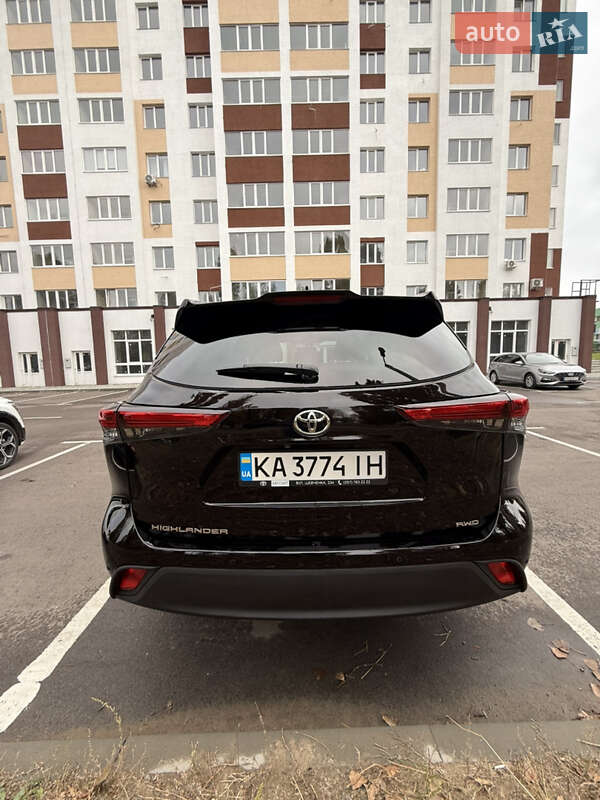 Toyota Highlander 2020