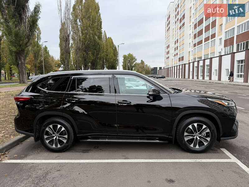 Toyota Highlander 2020