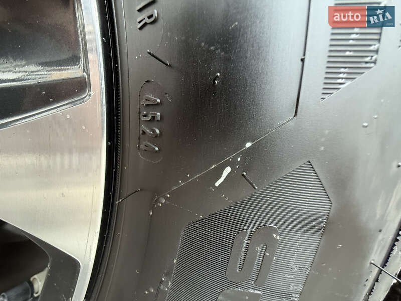 Toyota Highlander 2020