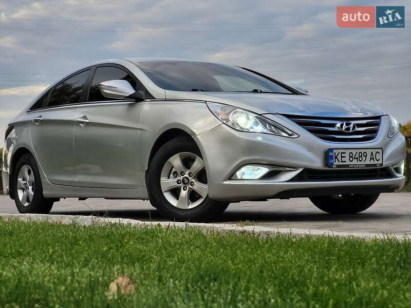Hyundai Sonata 2013