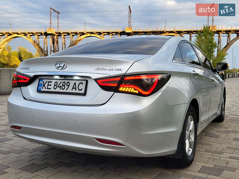 Hyundai Sonata 2013