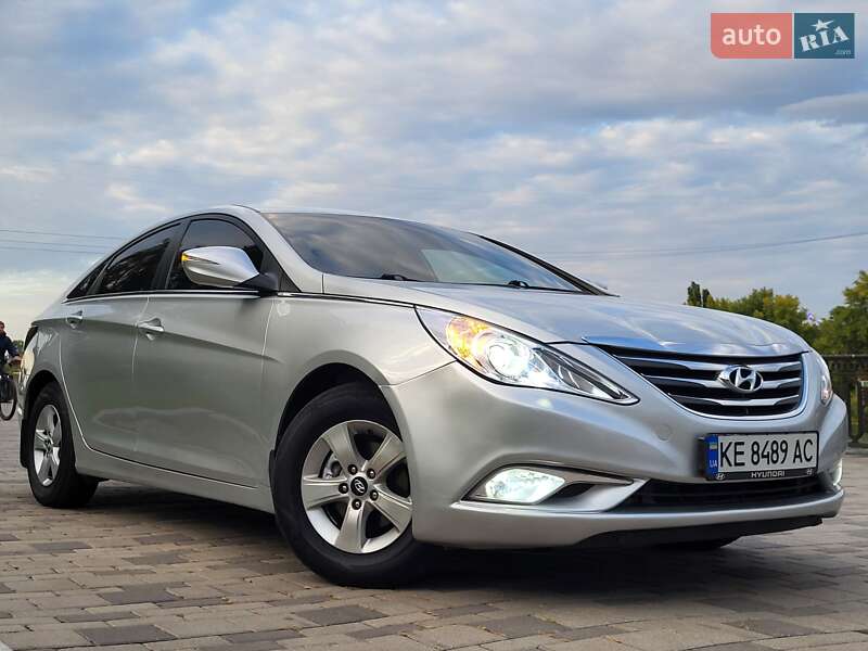 Hyundai Sonata 2013