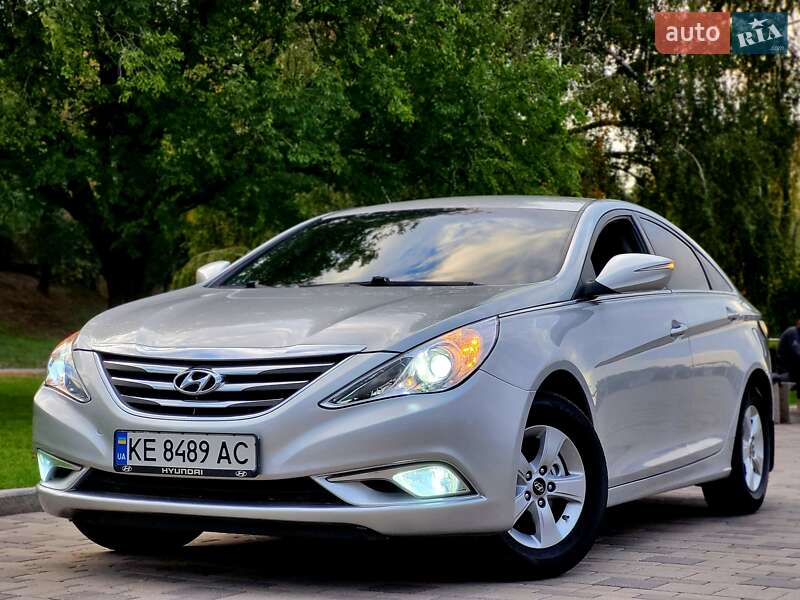 Hyundai Sonata 2013