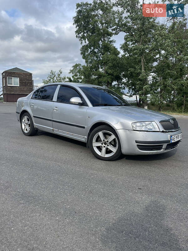 Skoda Superb 2007