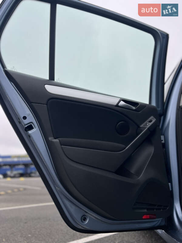 Volkswagen Golf 2009