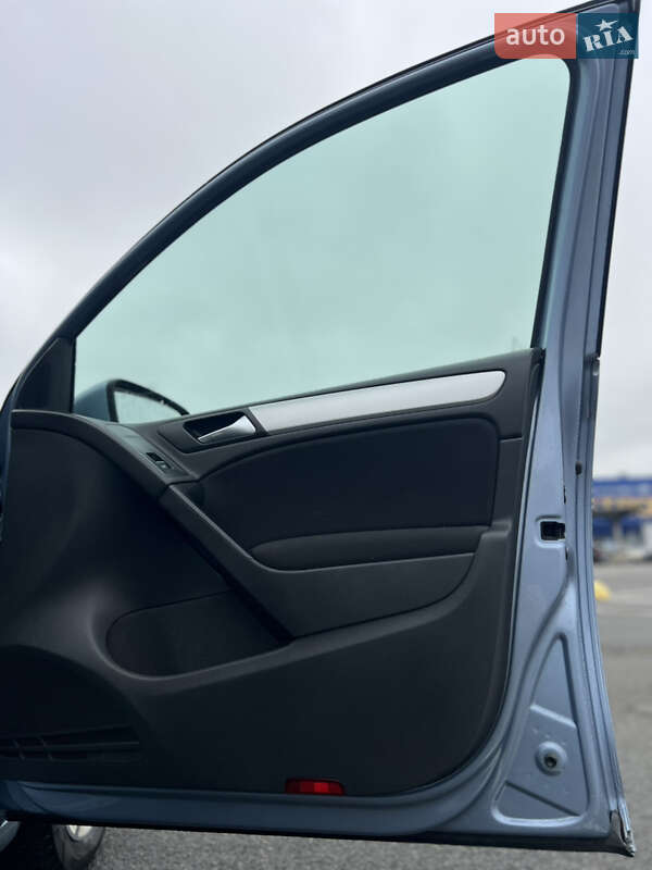 Volkswagen Golf 2009