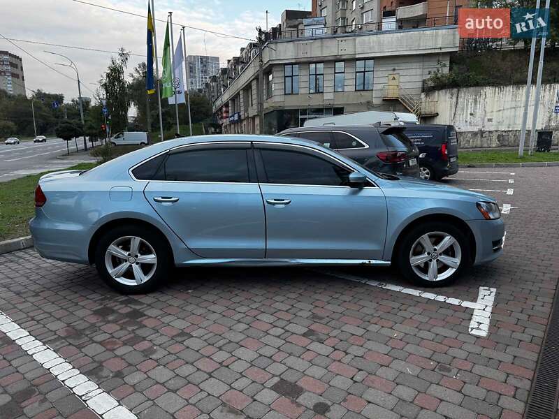 Volkswagen Passat 2012