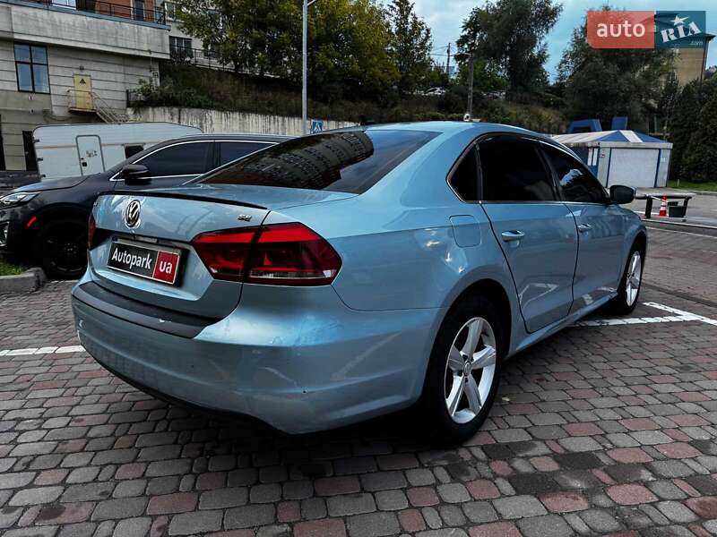 Volkswagen Passat 2012