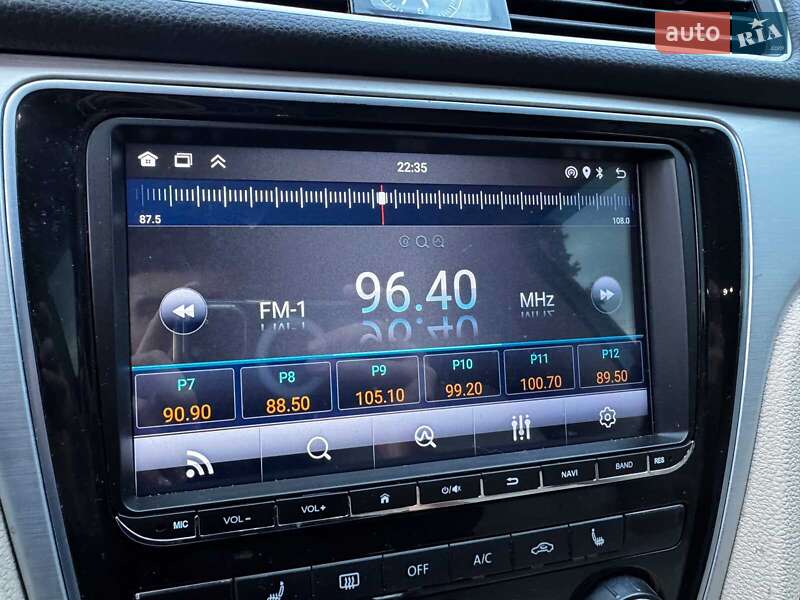 Volkswagen Passat 2012