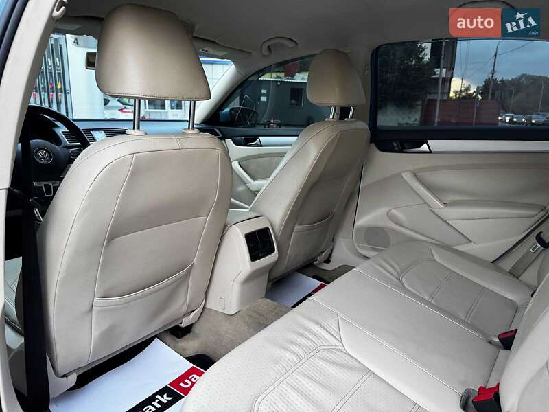 Volkswagen Passat 2012