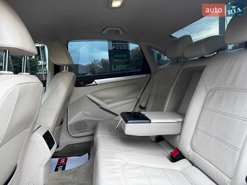 Volkswagen Passat 2012