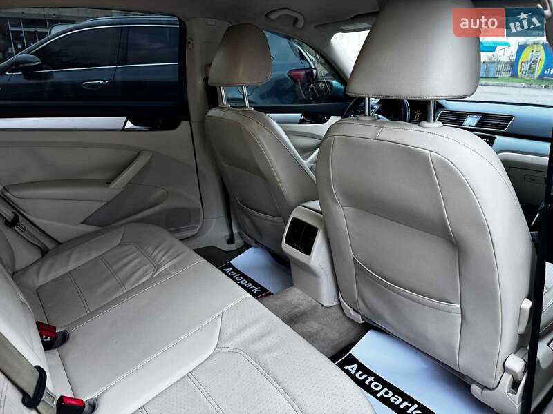 Volkswagen Passat 2012