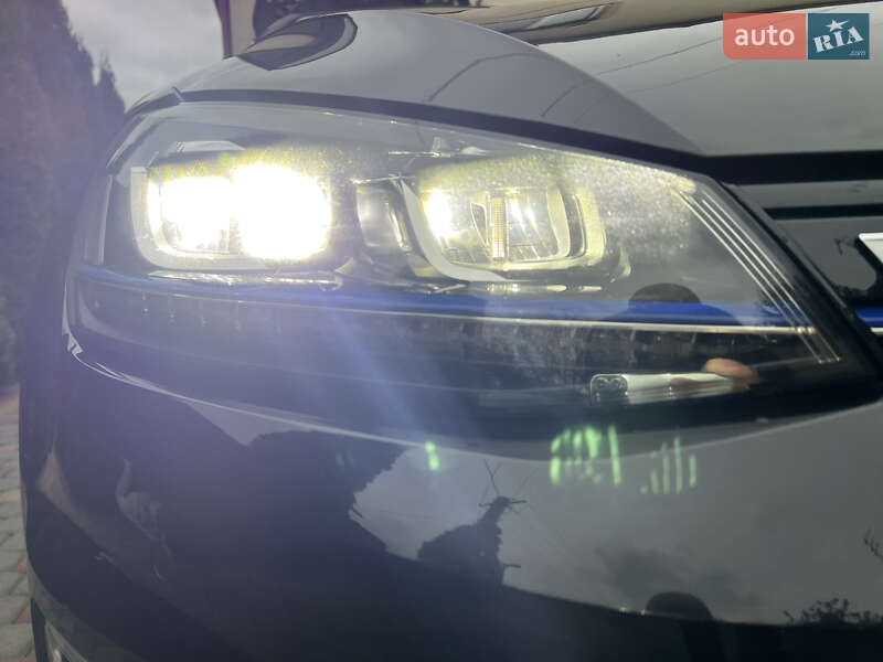 Volkswagen e-Golf 2016