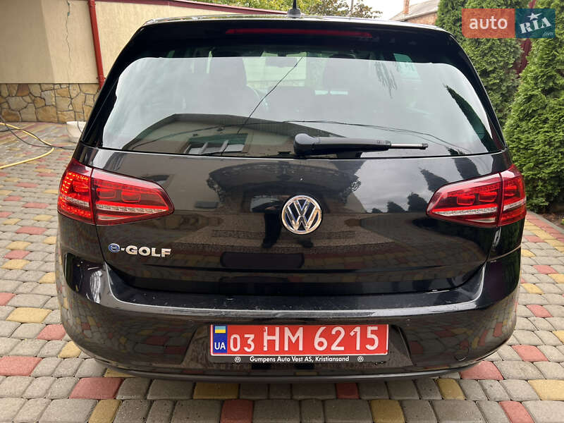 Volkswagen e-Golf 2016