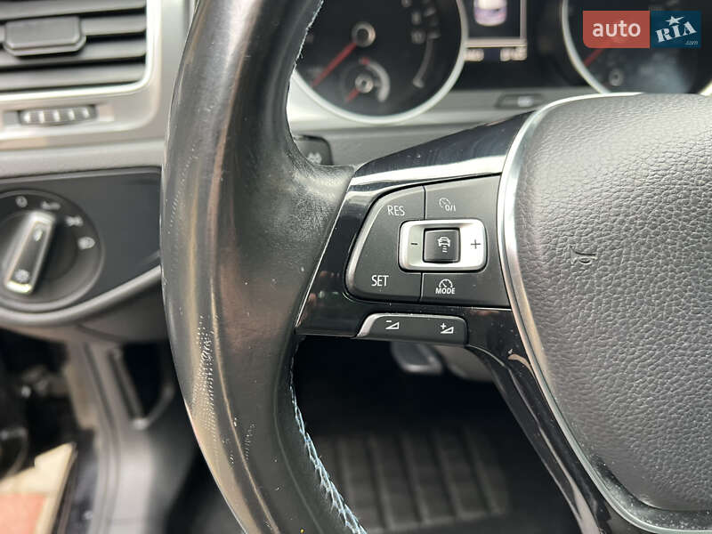 Volkswagen e-Golf 2016