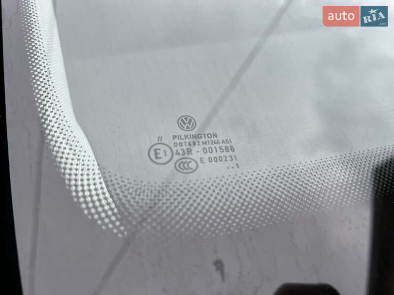 Volkswagen e-Golf 2016