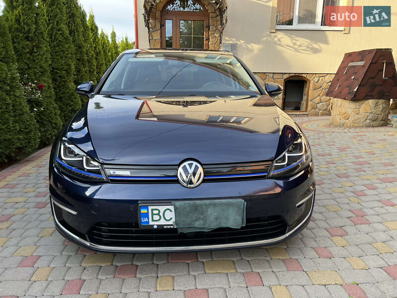 Volkswagen e-Golf 2016