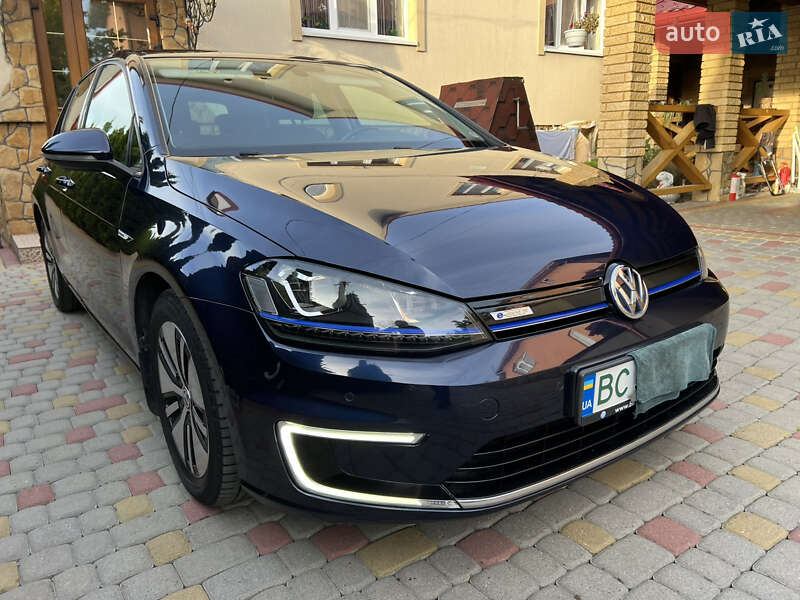 Volkswagen e-Golf 2016