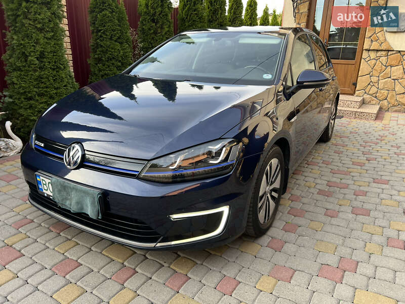 Volkswagen e-Golf 2016