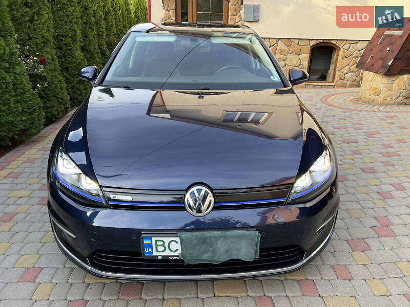 Volkswagen e-Golf 2016