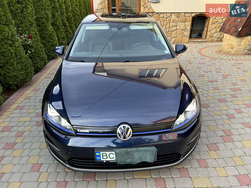 Volkswagen e-Golf 2016