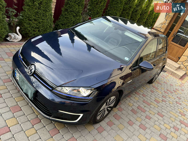 Volkswagen e-Golf 2016