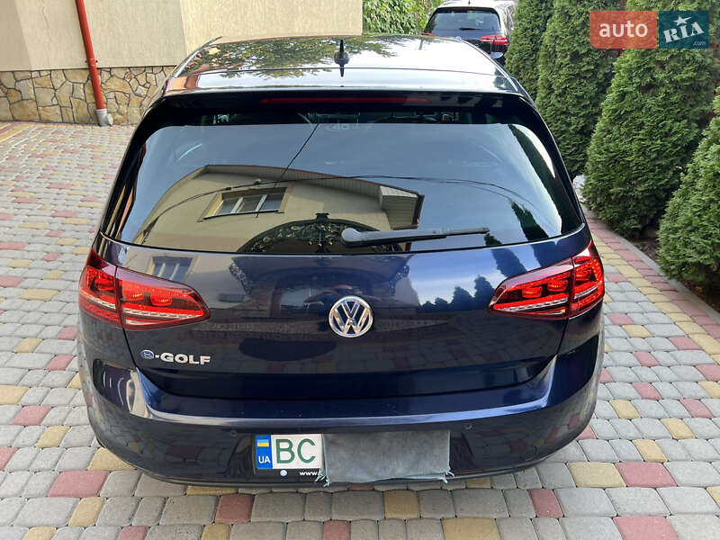 Volkswagen e-Golf 2016