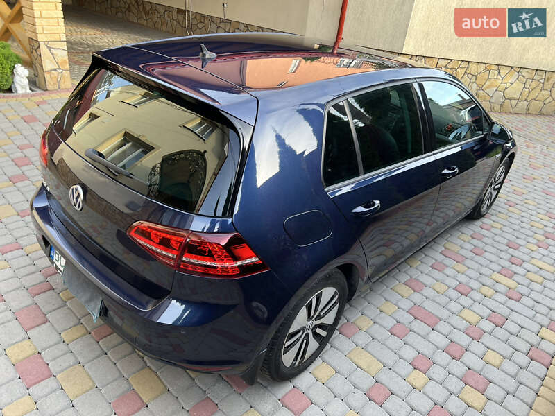 Volkswagen e-Golf 2016