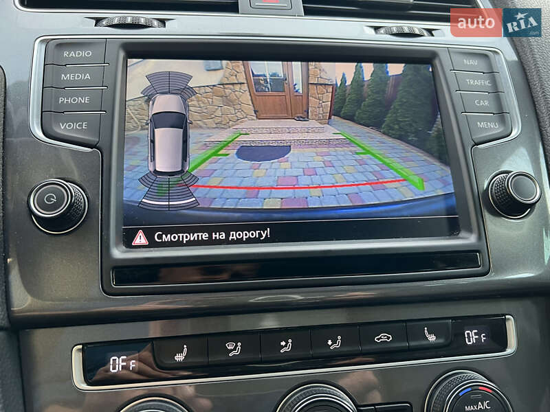 Volkswagen e-Golf 2016