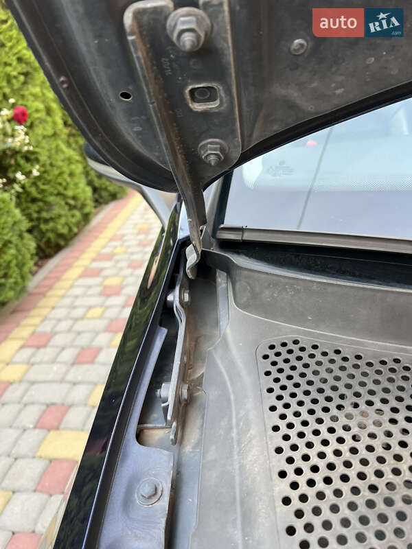 Volkswagen e-Golf 2016