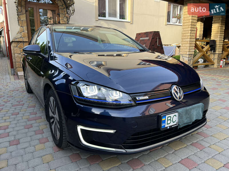 Volkswagen e-Golf 2016