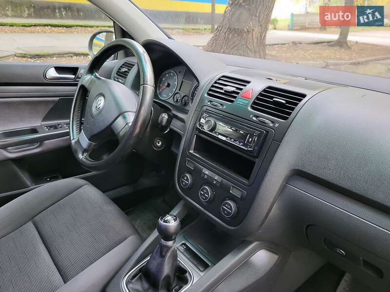 Volkswagen Golf 2008