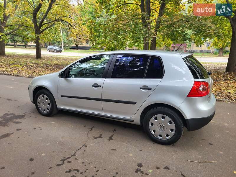 Volkswagen Golf 2008