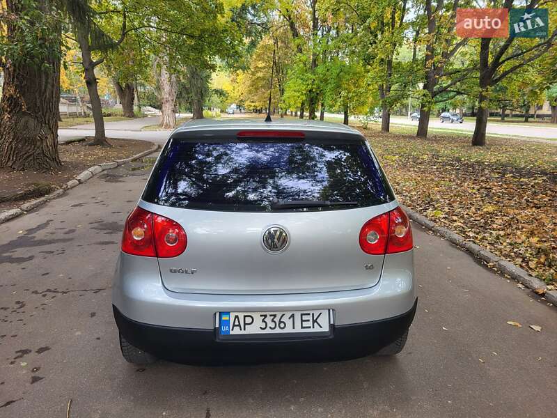 Volkswagen Golf 2008