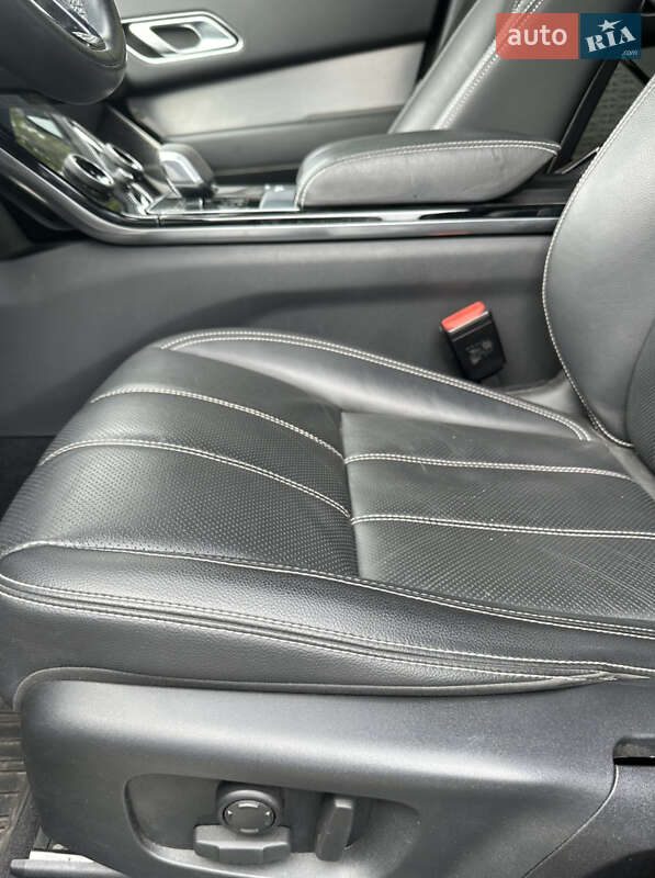 Land Rover Range Rover Velar 2021