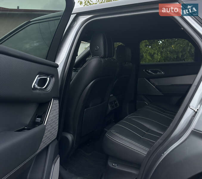 Land Rover Range Rover Velar 2021