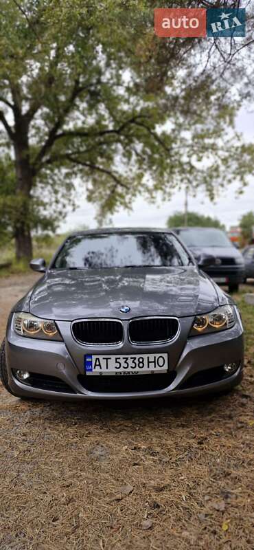 BMW 3 Series 2010