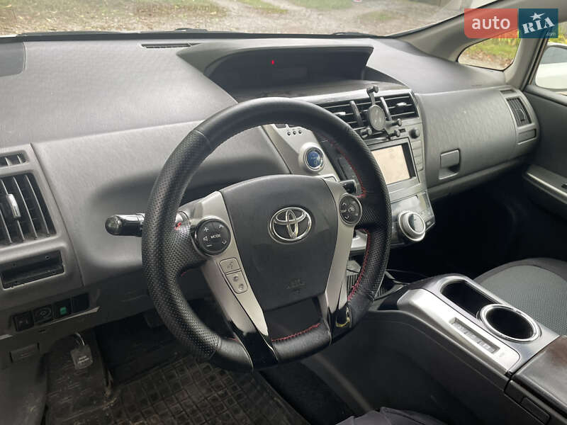 Toyota Prius 2013