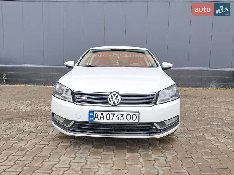 Volkswagen Passat 2013