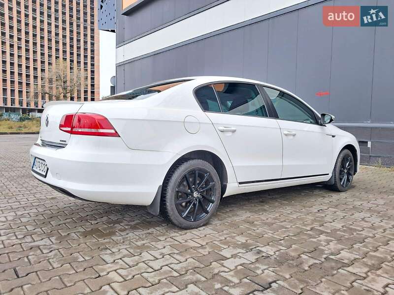 Volkswagen Passat 2013