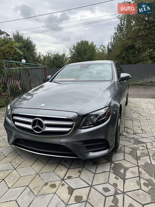 Mercedes-Benz E-Class 2017