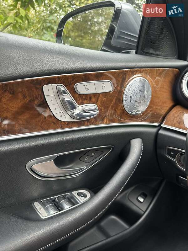 Mercedes-Benz E-Class 2017